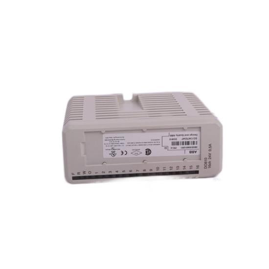 ABB 3HAC026525-001  Module Card